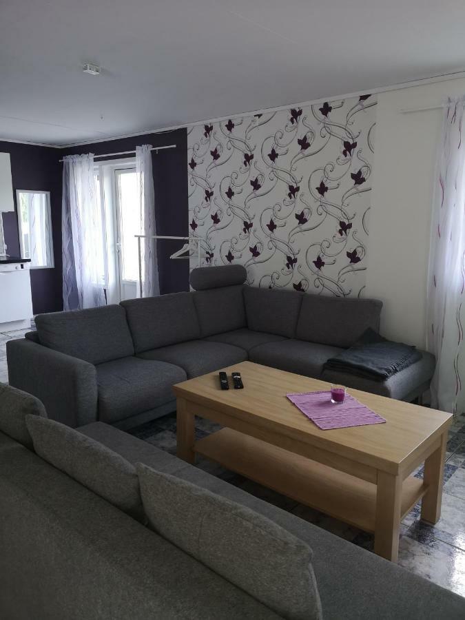 Dada Apartment Hjelmeland エクステリア 写真